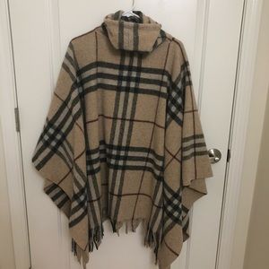 Burberry Poncho